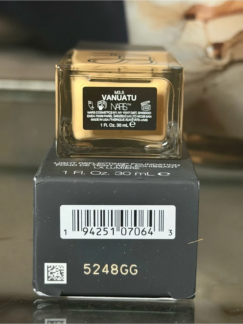 Med 3.5 Vanuatu-NARS Light Reflecting Foundation